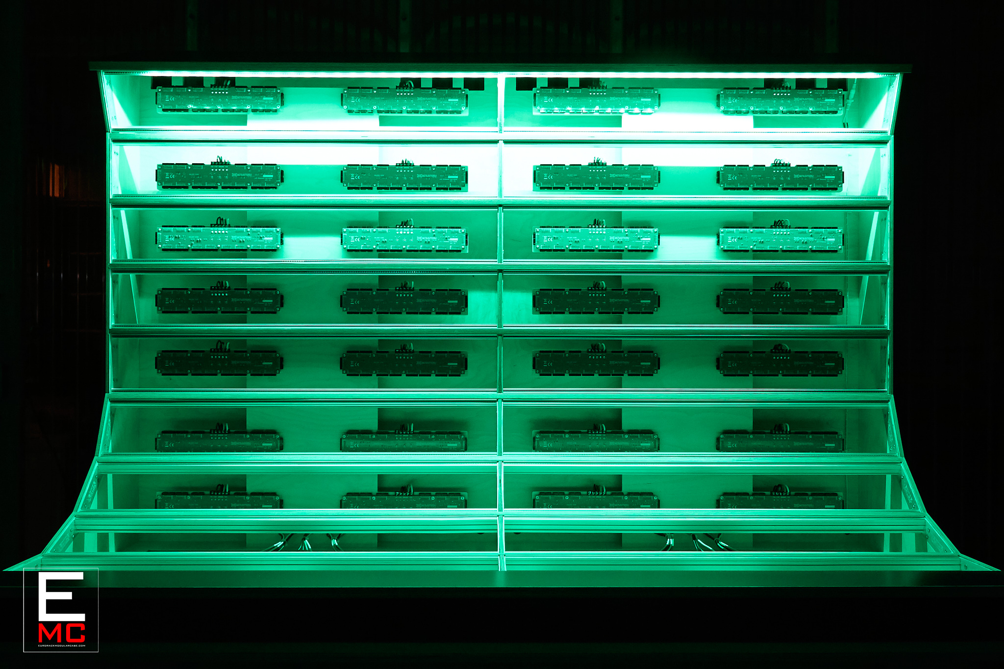 powered eurorack case genus modu libb