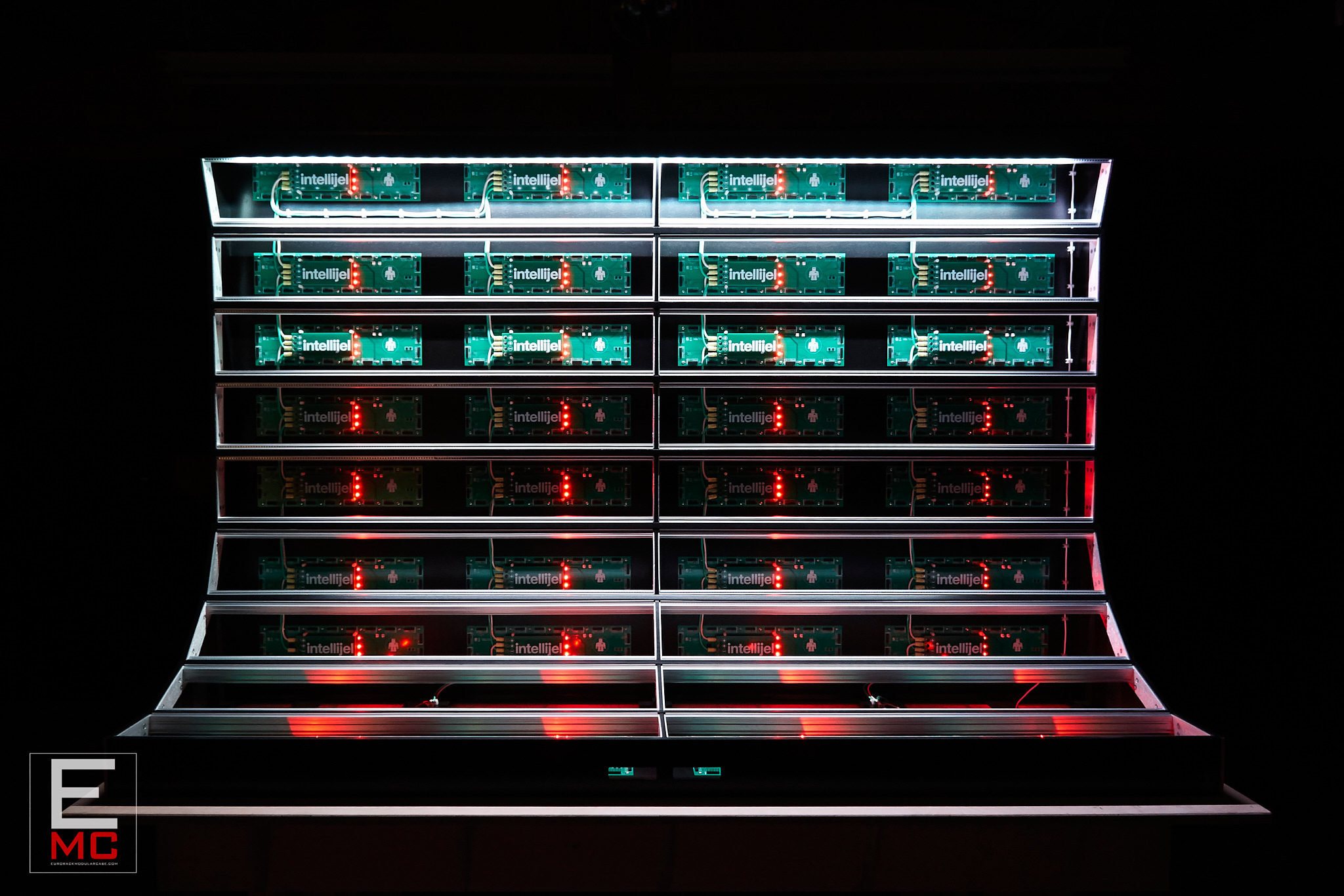 27u the black swan eurorack case