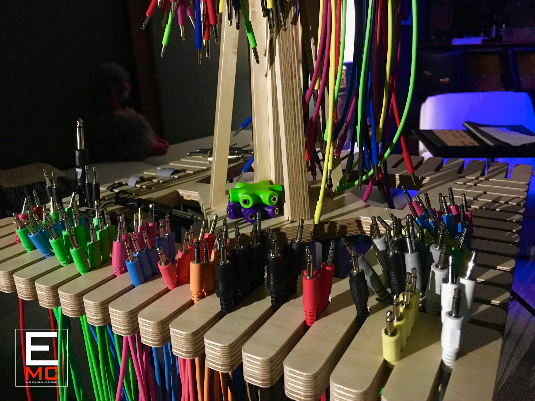 eurorack cable hanger
