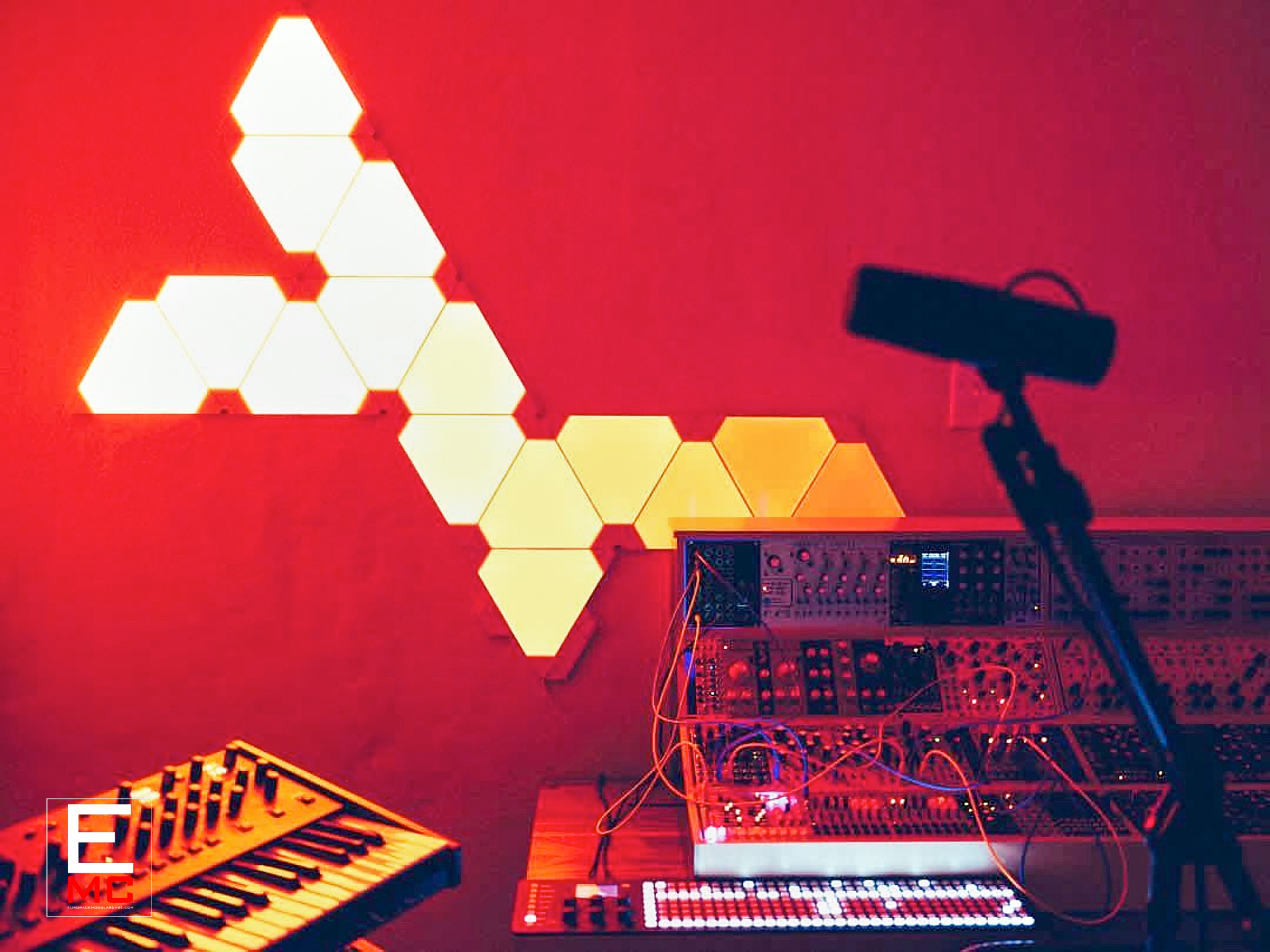 eurorack case powered