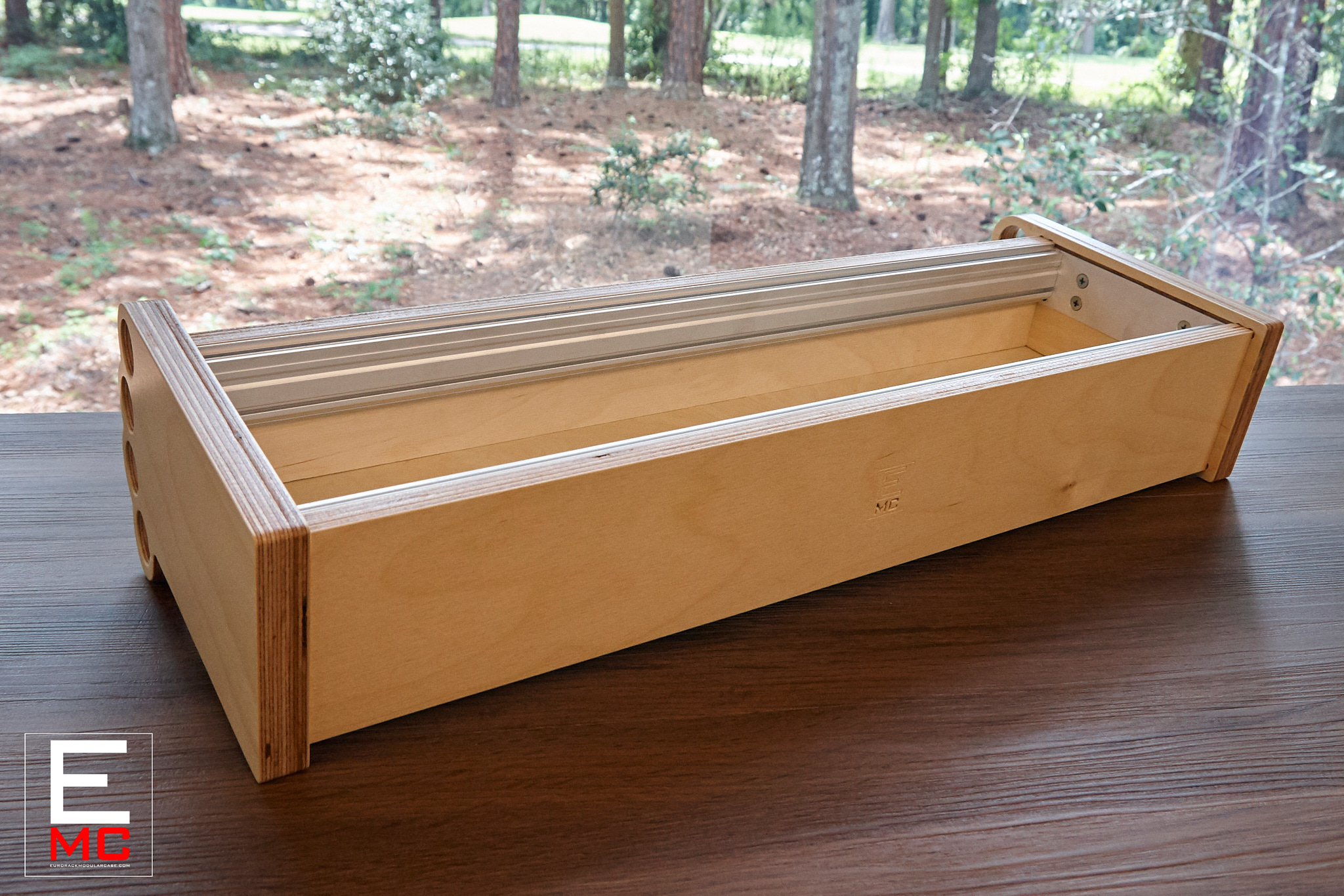 eurorack case skiff knuckles